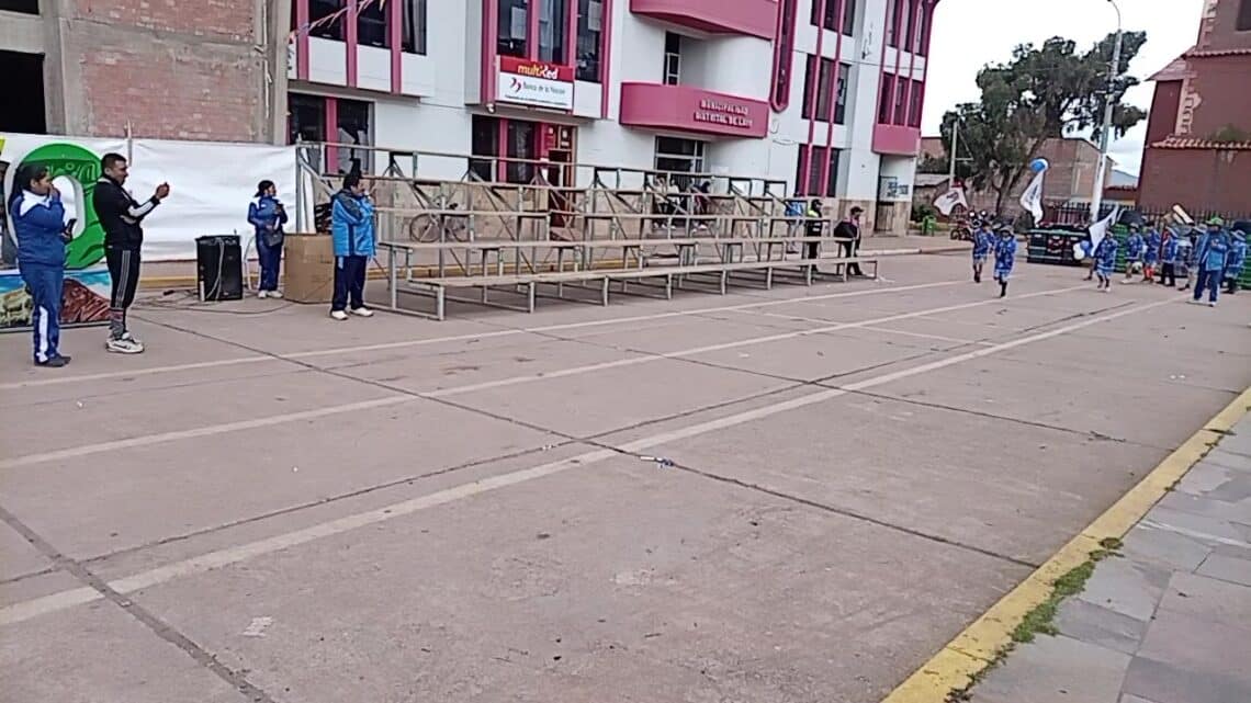 Aiheeseen liittyvät videot