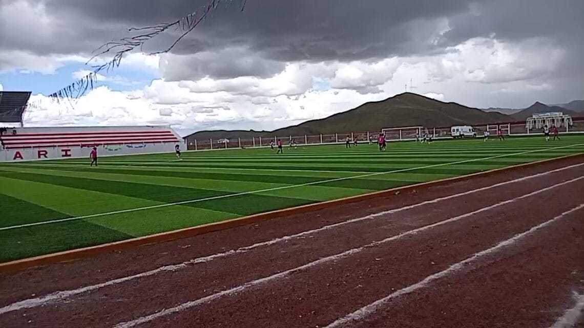 EN VIVO MACARI VS LAYO