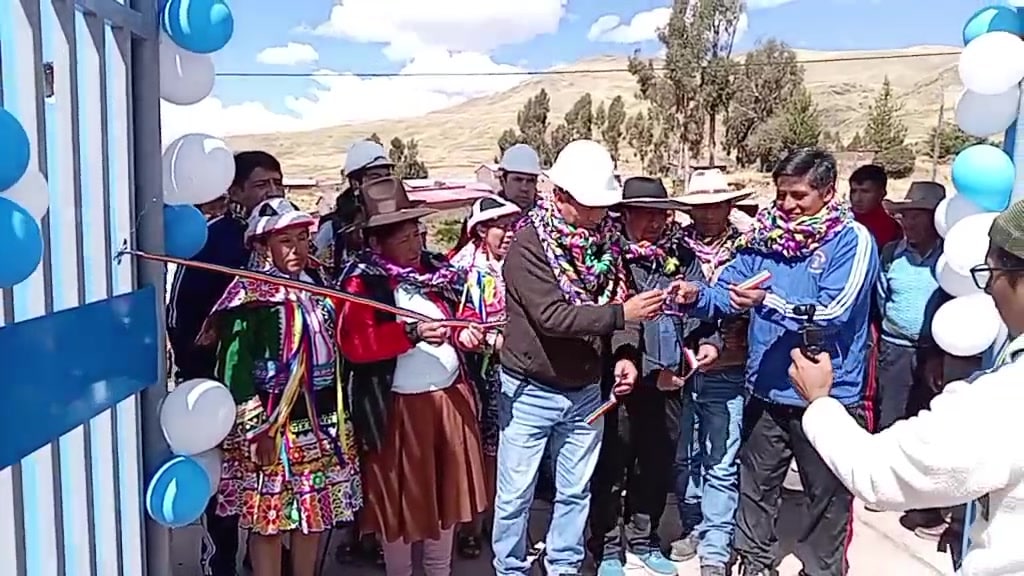 Inauguración cancha sintética hiroccahua - Com. Hilatunga
